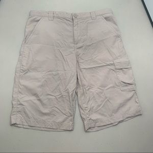 (SOLD) Columbia Shorts Kid Large (14/16) Beige Omni-Shade Cargo Pocket Boys